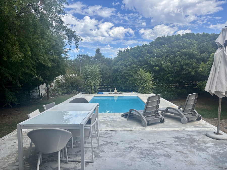 4 Bedroom Property for Sale in Sandbaai Western Cape